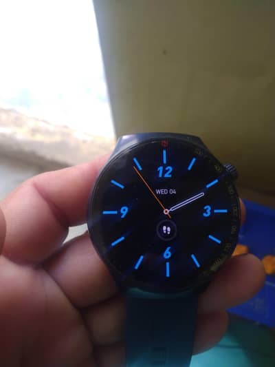 I tell smart watch 03453119487 only whatsup
