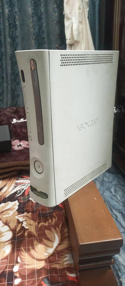 Xbox 360 320GB For Sale
