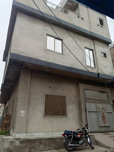 Sawa 2 Marla Triple Storey House in Ghous Nagar, Faisalabad Near D Type Colony - Investerment Oppertunity