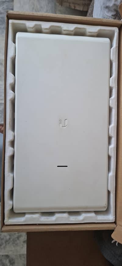 Ubiquiti UniFi AC Mesh Pro (UAP-AC-M-PRO) – Outdoor Dual Band | Used