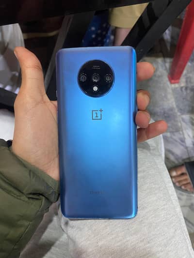 one plus 7t good phone