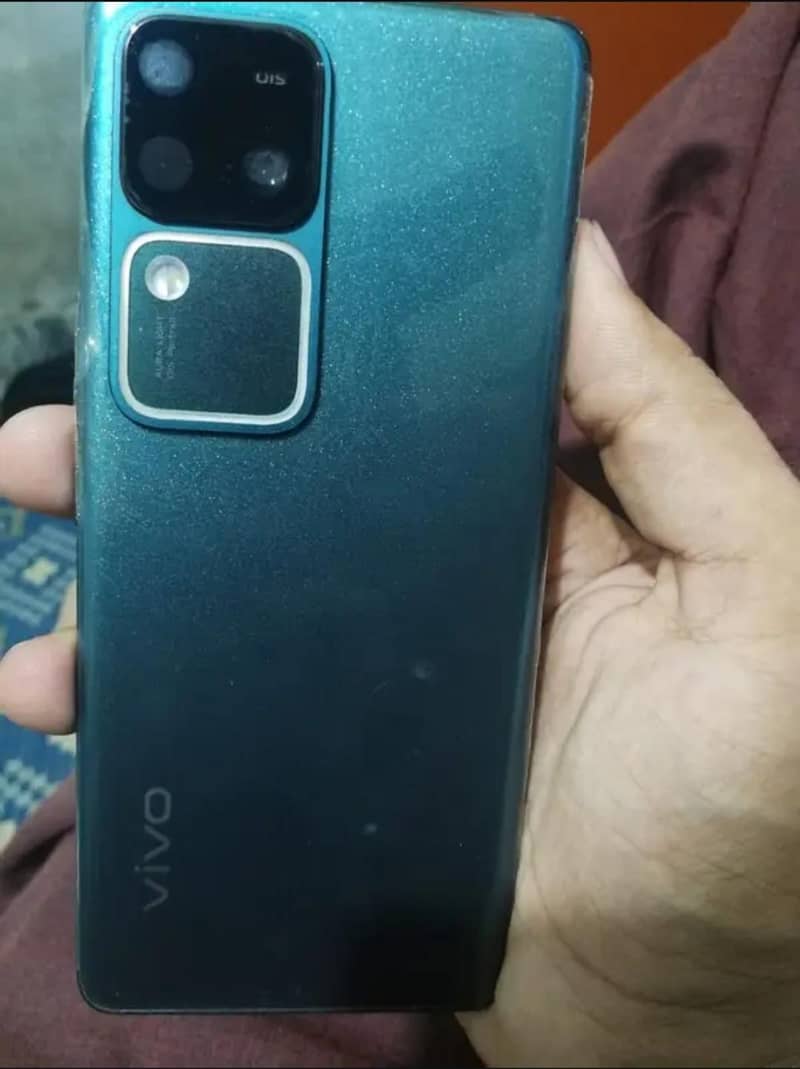 mobile me 2 dots hn jo bara nuh hota 0