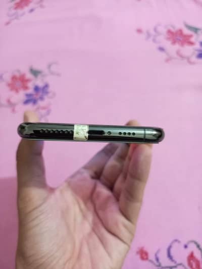 iphone 11 pro max 64 JV condition 10/10 all ok no bettery 71%