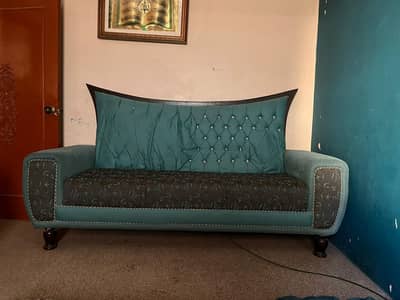 selling sofa set