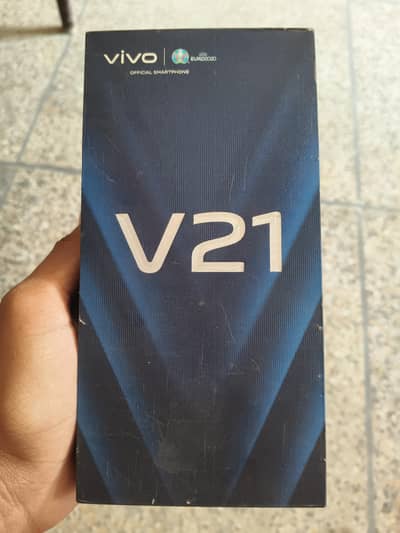 Vivo V21 8GB/128GB – Box & Original Charger – Panel Changed