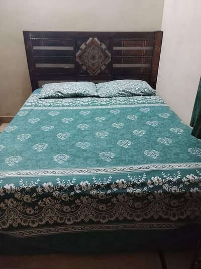 almari  2 parlay bed mettres divaider singar maiz