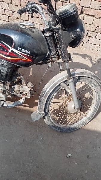 selling my Yamaha janoon 2009 model