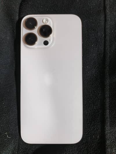 Apple iPhone 16 Pro Max