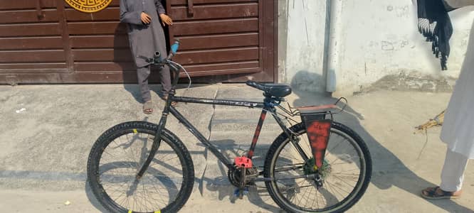 26 Inch Used Bicycle for Sale – Excellent Conditio
