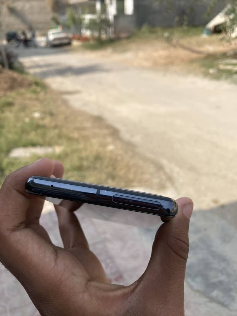 Google pixel 7 pro 4