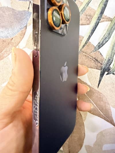 Apple iPhone 14 Pro Max