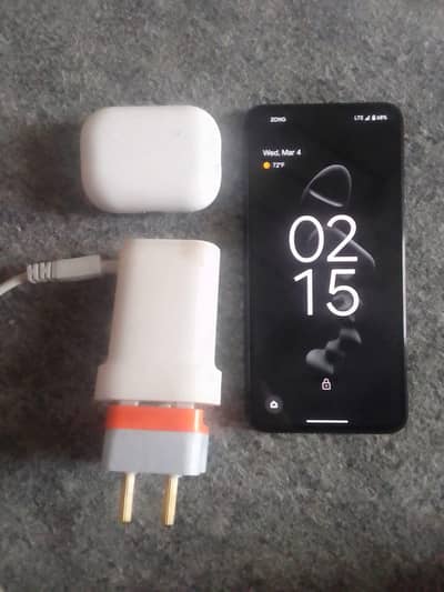 Google pixel 5 5g 8/128 with original Google charger and air buds