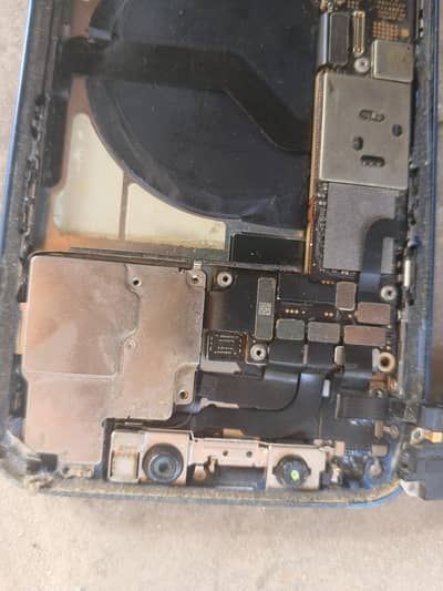 I phone 12 For Parts