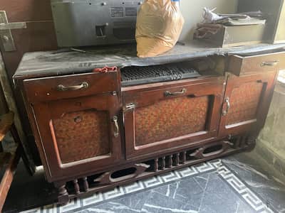 Showcase for sale urgent