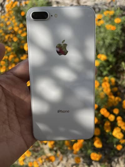 iPhone  8 Plus