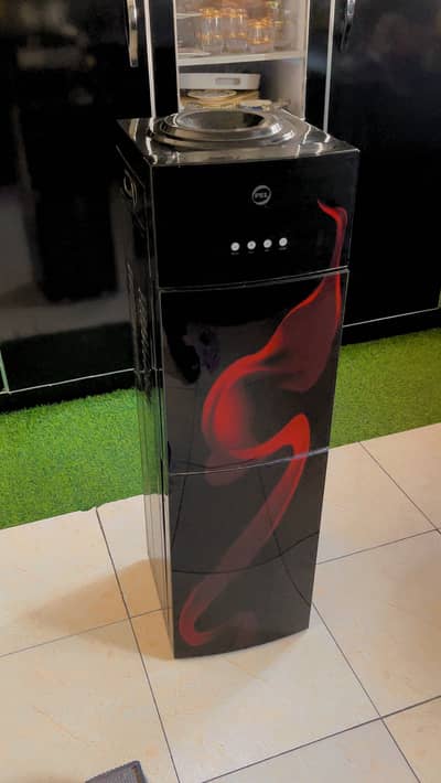 Pel Glass-Door Dispenser