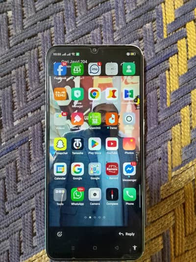 Ye back per white paper laga hua he vo gandah hua he Baki okay