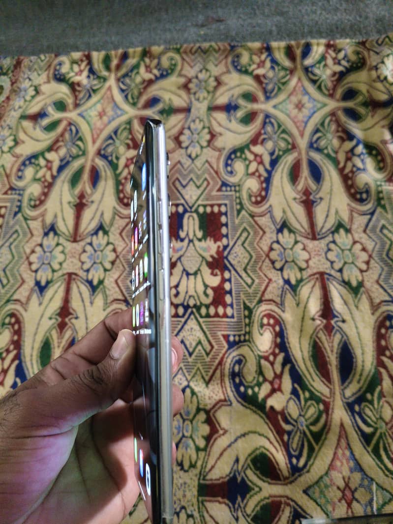 Techno Camon 40 pro 1