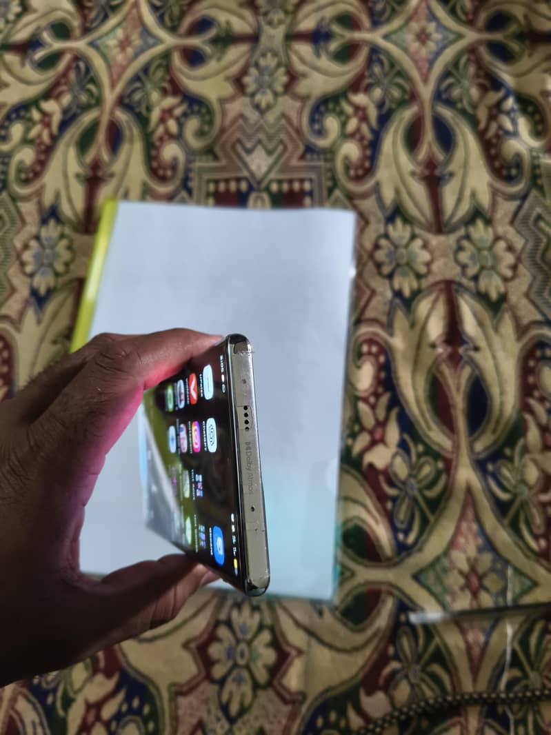 Techno Camon 40 pro 2