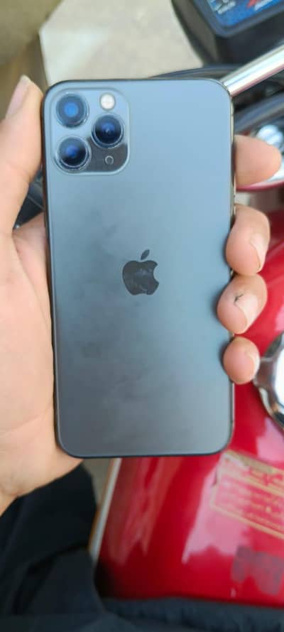 Iphone 11pro 64Gb Only bettrey change