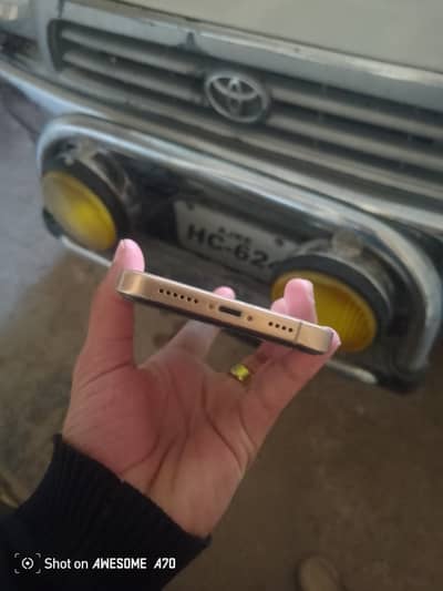 Iphone xr into 14 pro 256 gb