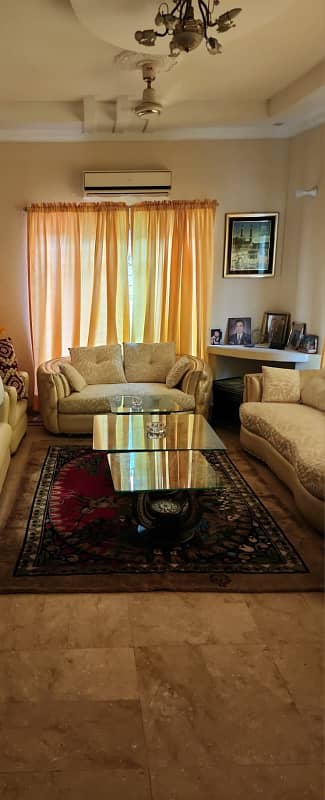 1 Kanal House Upper Portion For Rent DHA Phase 5 Block E