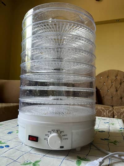 Food dehydrator