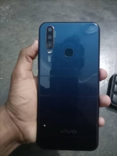 vivo y17
