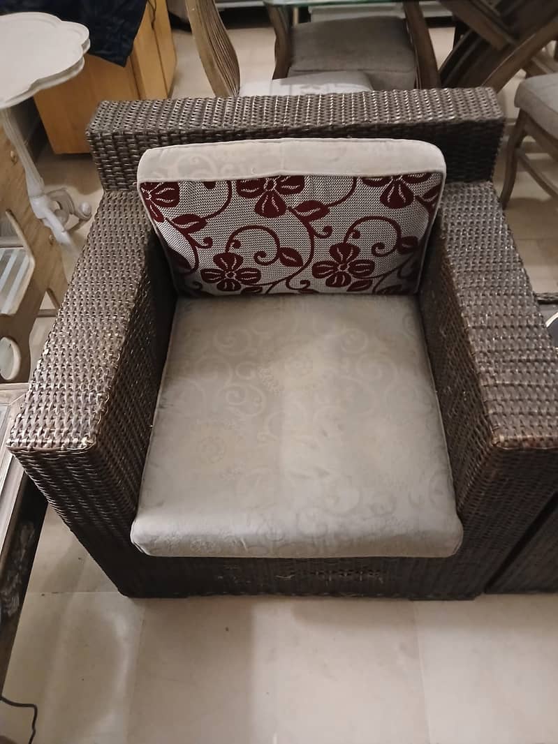 one sofa sets with side table 1