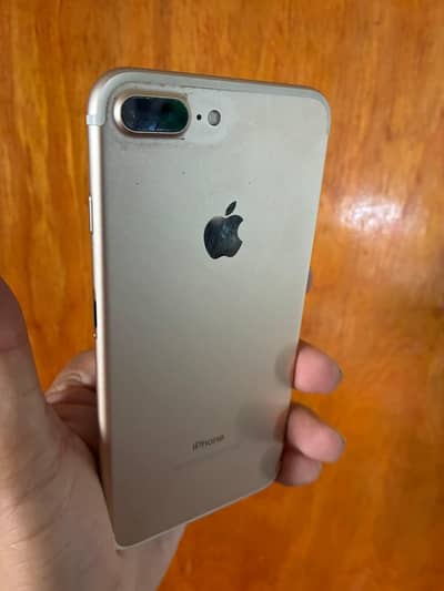 iphone 7 plus 128 GB my WhatsApp number 03 25 022 67 56
