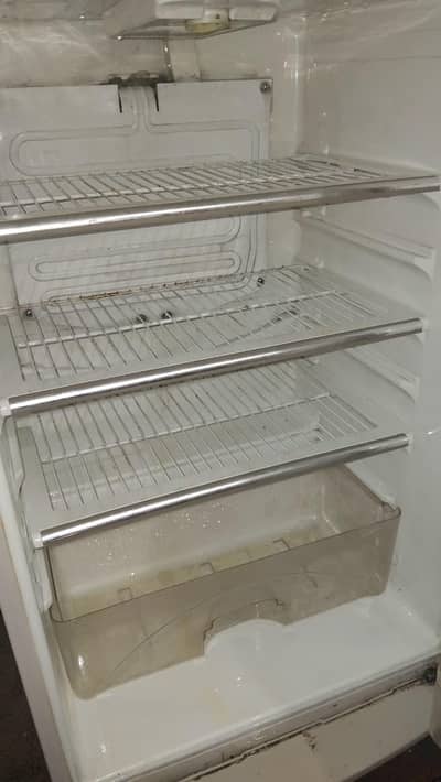 Urgent Sale: Freezer in Good Working Condition