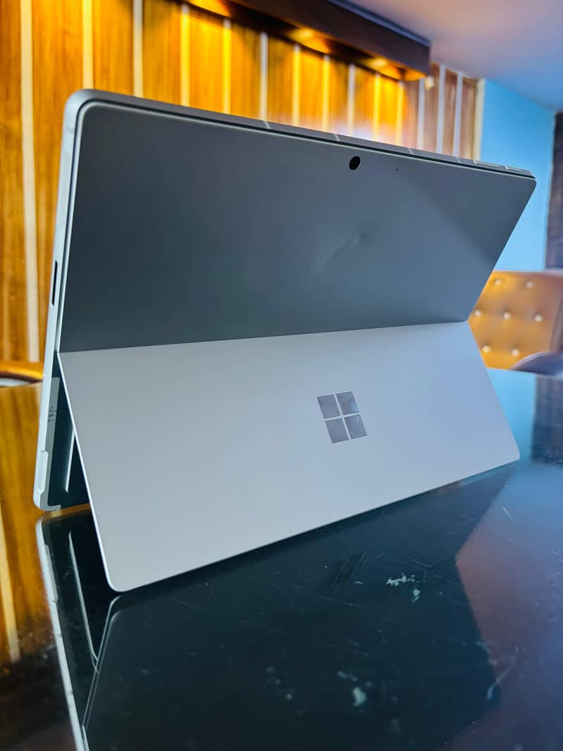 Microsoft Surface Pro 9 5