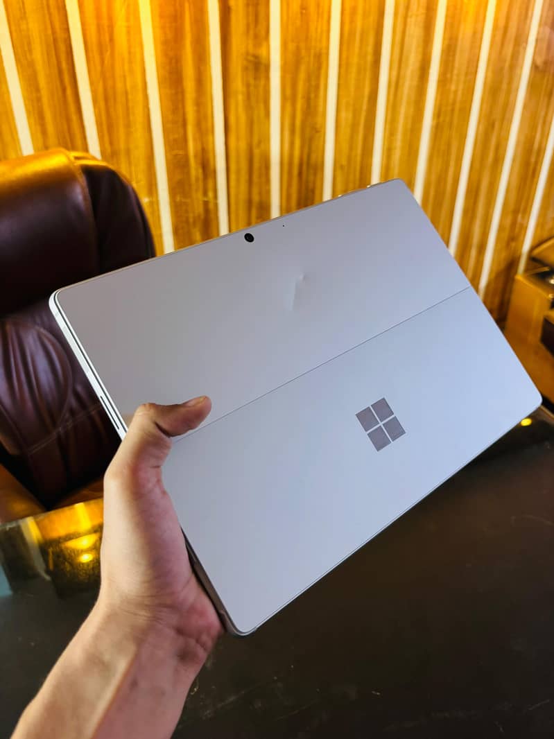 Microsoft Surface Pro 9 12