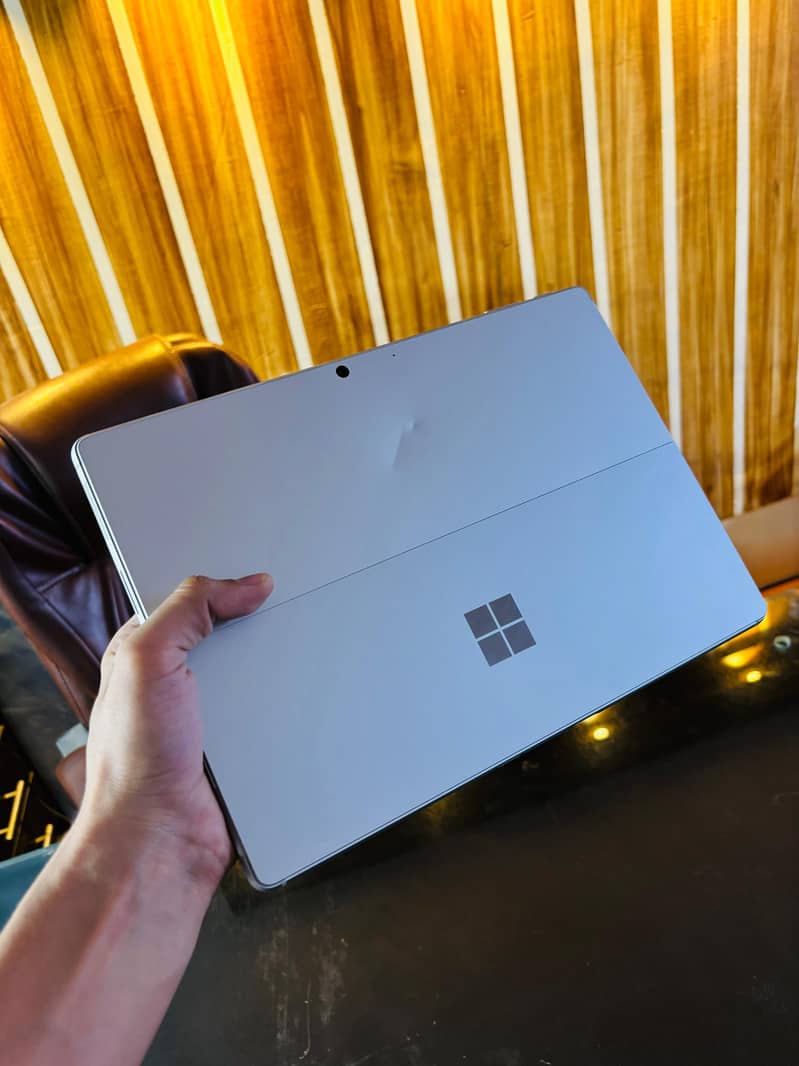 Microsoft Surface Pro 9 15