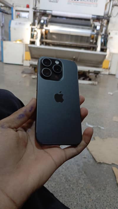 جس کسی بھائی نے لینا ہے وہ رابطہ کرے اور جس نے نہیں لینا وہ بالکل بھی