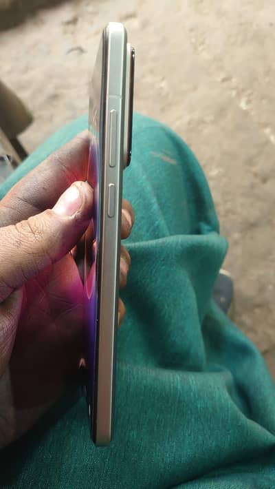 Realme GT 7 Pro 12/256 CN Varient