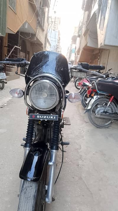 Suzuki GS 150 book file cplc clear  nut to nut genuine bike