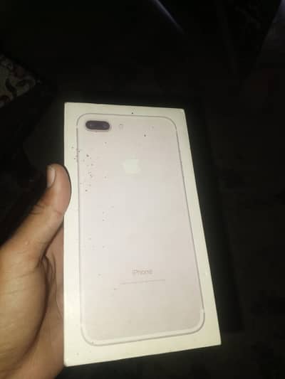 I PHONE 7 PLUS ALL OKAY HA KOI ISSUE NI HA WITH BOX OR CABLE MILAA GI