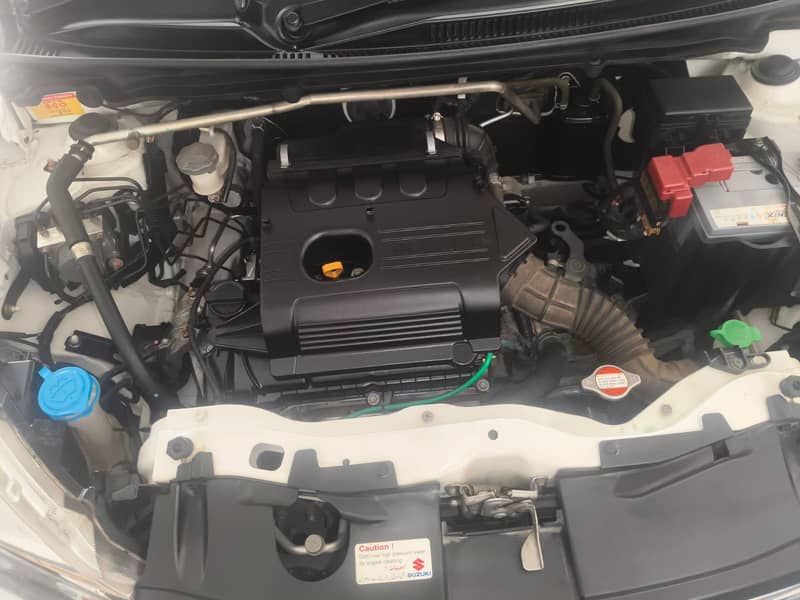 دو پیسوں کی ٹچنگ ہے باقی ٹوٹل جینن ہے سیل ٹو سیل اوکے ہے 3