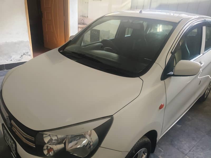 دو پیسوں کی ٹچنگ ہے باقی ٹوٹل جینن ہے سیل ٹو سیل اوکے ہے 9