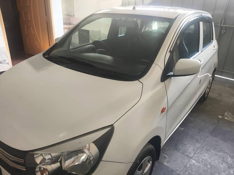 دو پیسوں کی ٹچنگ ہے باقی ٹوٹل جینن ہے سیل ٹو سیل اوکے ہے 11