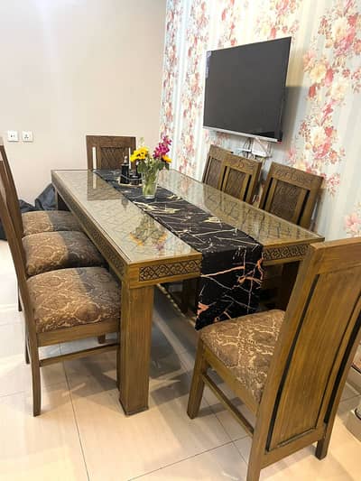 8 seater Dining Table