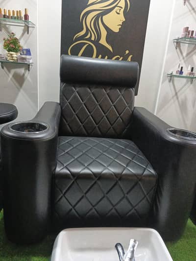 luxury pedicure sofa. Newi