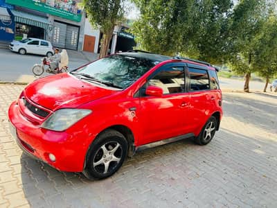 TOYOTA IST