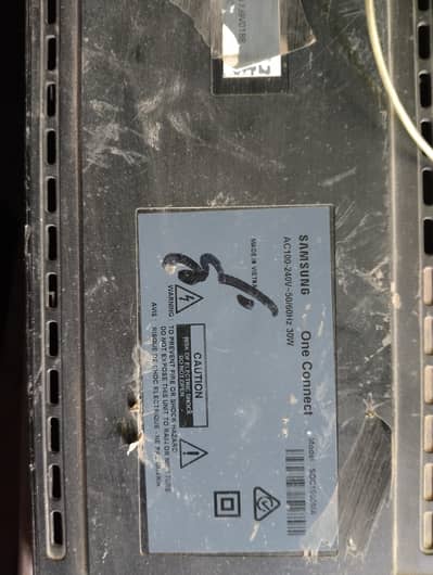 Samsung LED one Connect Device QLED  Q7F Box