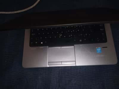 laptop HP probook640G1 8gb ram with 128ssd Rom i5vpro with out battery