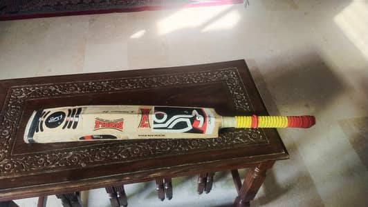 Urgent for sale Kookaburra Hard bat