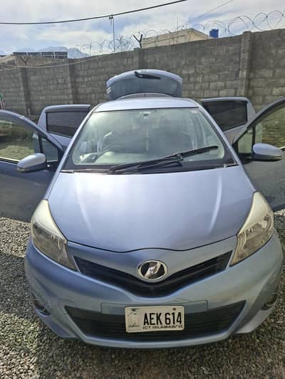 Vitz full option Car for Sale