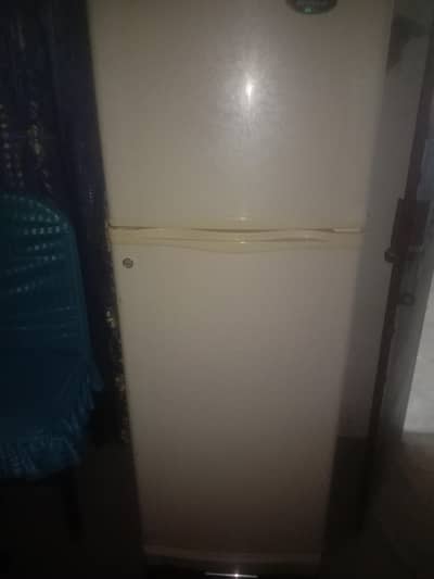 small size Dawlance fridge all okay no have any problem