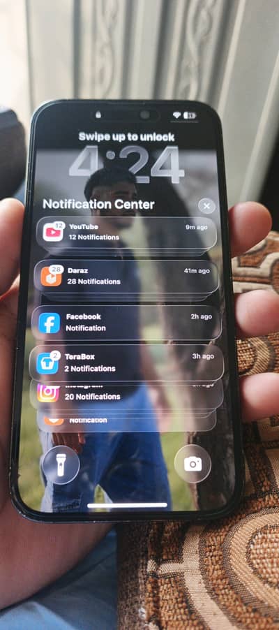 14 pro max 256 Black BH 83 front glass crack with box